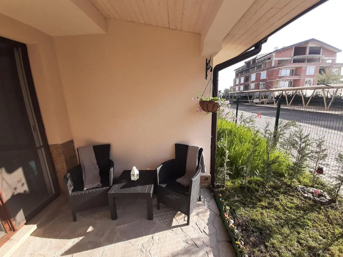 Bayview Family Garden Studio A1 Бургас Апартаменты