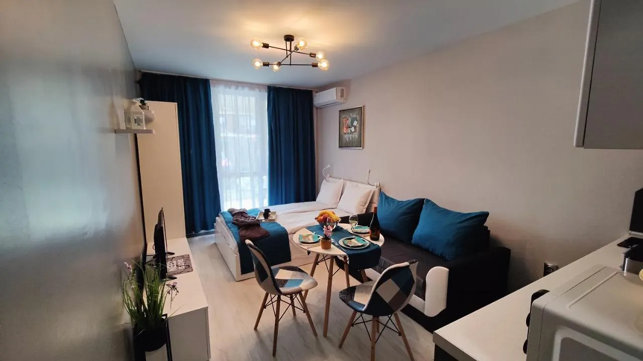 Bayview Family Garden Studio A1 Бургас